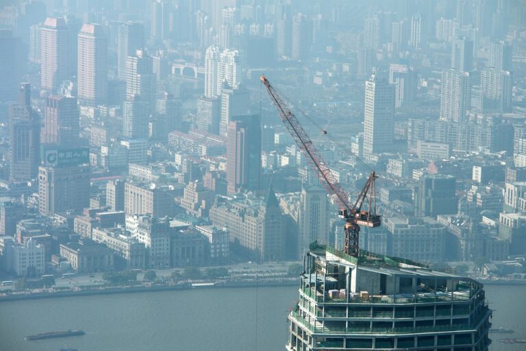 crane, skyscraper, outlook-1028963.jpg