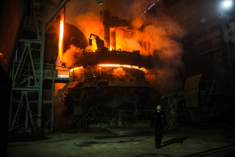 industry, stole, iron-647399.jpg